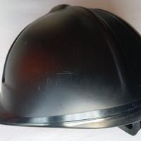 Casco per equitazione.