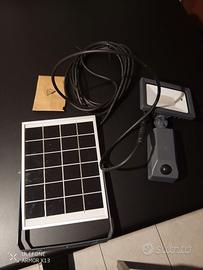 Lampada solare da esterno