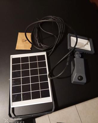 Lampada solare da esterno