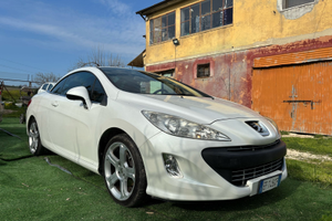 Peugeot 308 cc 2.0 TDI 140 CV feline cabrio