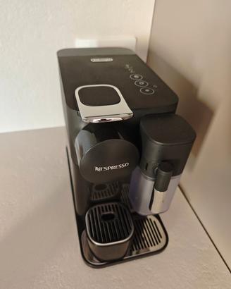 lattissima one Nespresso come nuova