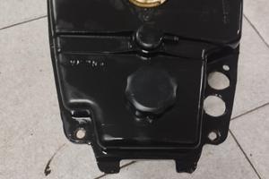 serbatoio benzina per piaggio vespa cosa