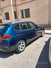 Auto.
