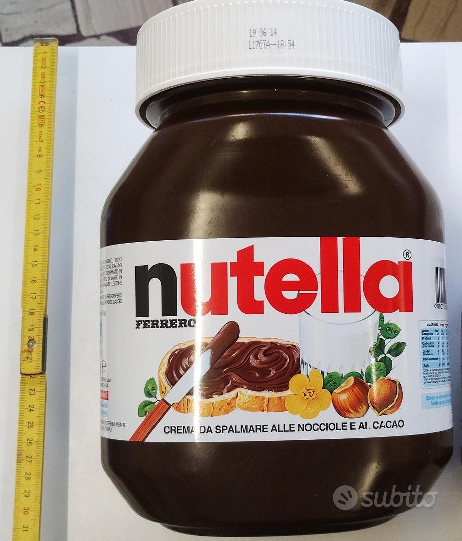 Barattolo di Nutella vuoto da 5KG - Collezionismo In vendita a Salerno