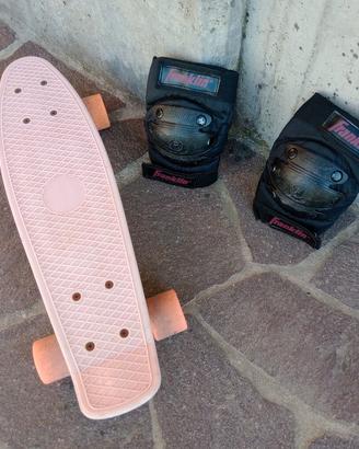 Skateboard "Penny" e ginocchiere 