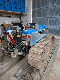 cingolato new holland TK75MA 