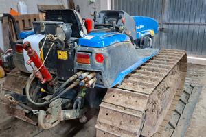 cingolato new holland TK75MA 