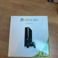 Xbox 360 modello e con scatola