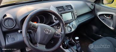 TOYOTA RAV4 3ª serie - 2010