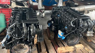coppia Mercruiser  diesel 185 HP con piedi