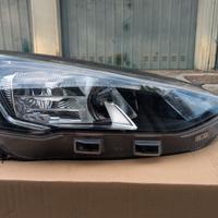 Faro anteriore a Led Ford Focus