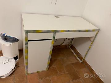 Scrivania ikea