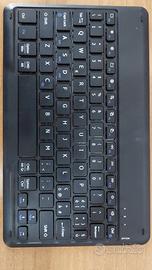 Tastiera Bluetooth 