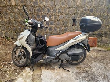 Suzuki Sixteen 150 - 2013