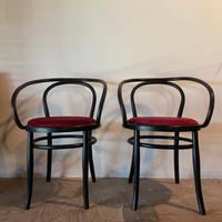 Coppia di sedie Thonet modello 209 “Le Corbusier”