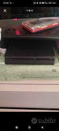 Ps4 slim 1TB + giochi
