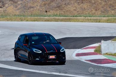 Ford fiesta mk8 STline Black Edition 140 cv