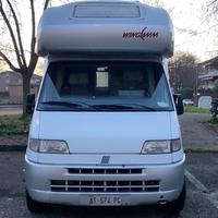 Wingamm Oasi 650 2.5tdi 1997 mansardato