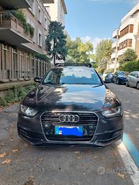 AUDI A4 AVANT 150 CV S -Line