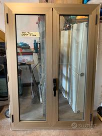 Finestra in alluminio