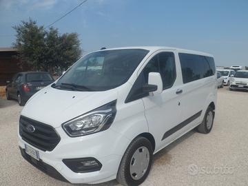 Ford Transit Custom 9 posti
