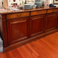 Mobile antico in legno