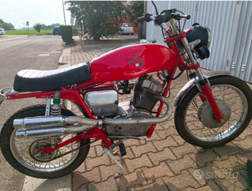 Moto Guzzi stornello scrambler 125con ci