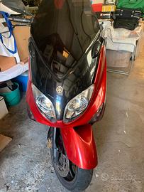 Yamaha T Max - 2005