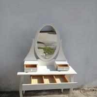 Specchio shabby con cassetti 