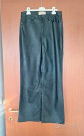 pantaloni in pelle gamba un po' ampia invernali