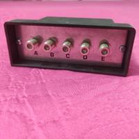 Divisore a 4 uscite per impianti TV satellitari