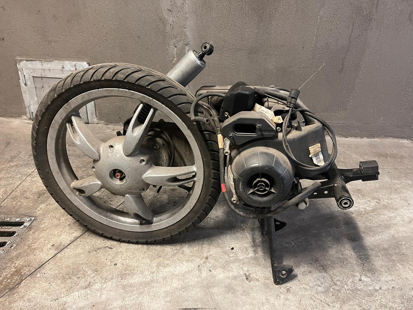 Motore Ricambi Aprilia Scarabeo Ricambi Scarabeo 50 2t Motore