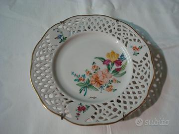 Serie di 6 piatti da parete in porcellana