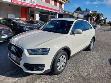 AUDI Q3 2.0 TDI Business !!!!