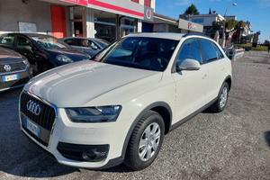 AUDI Q3 2.0 TDI Business !!!!
