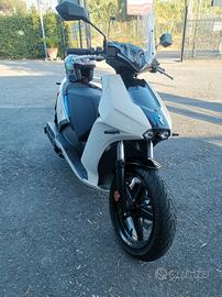 Scooter Ray 7.7 2023 