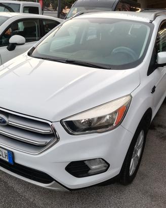 Ford Kuga 2.0 TDCI 120 CV S&S 2WD Titanium