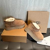 Stivali da neve UGG Mini con tacco alto ❄️39