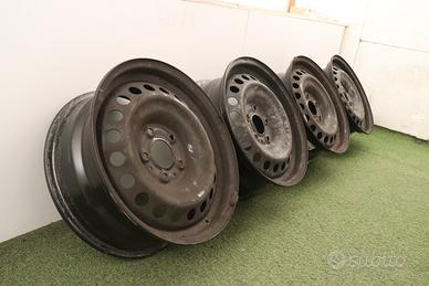 Cerchi in ferro Nissan Renault 16 403004EA0B