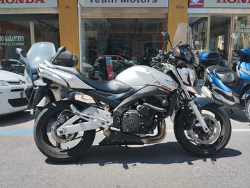 Suzuki GSR 600