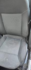 Sedili opel zafira B