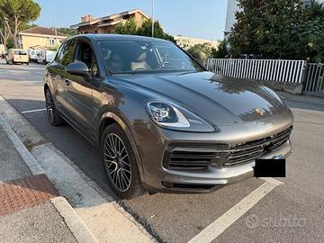 Porsche Cayenne 3.0 V6 E-Hybrid