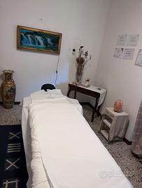 Studio professionale attrezzato per massaggi