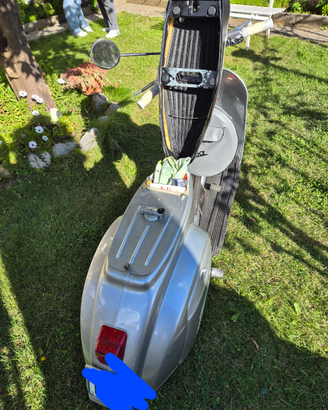 Vespa faro tondo R