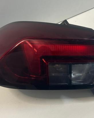 Fanale posteriore dx sx opel corsa f 2019 2025