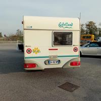 Caravan 5/6  posti letto