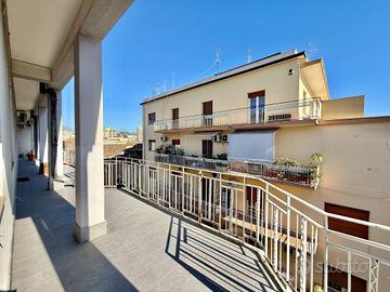 6 1/2 Vani (Via F.Aprile angolo Via G. Carnazza)