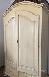 Elegante Armadio Provenzale in stile Shabby Chic