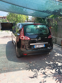 Renault Scénic 3 1.5 dCi Diesel 110 CV