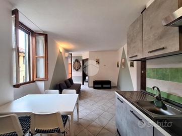2 LOCALI A CARAVINO